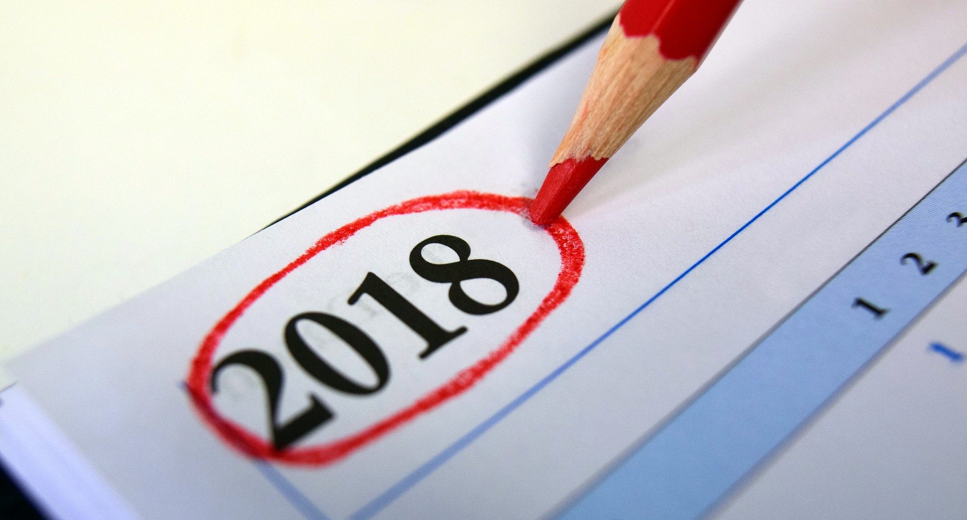 2018 Calendar circled in red pencil